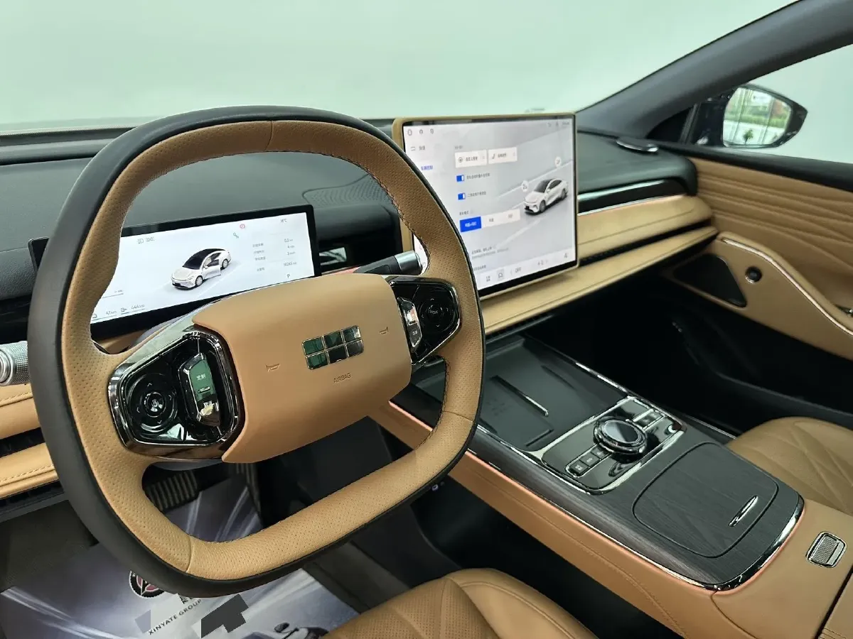 2025 Geely Galaxy Starshine 8 1.5L 112HP L4 1DHT PHEV,autocango,china used car exporter,china ev exporter,chinese used car exporter,chinese used ev exporter