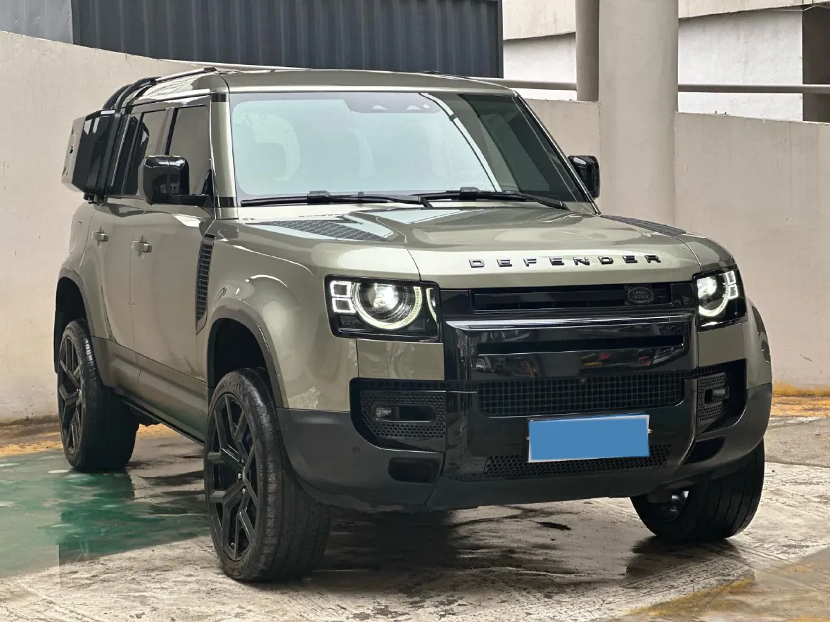 2020 Land Rover Defender 3.0T 400HP L6 8AT,autocango,china used car exporter,china ev exporter,chinese used car exporter,chinese used ev exporter