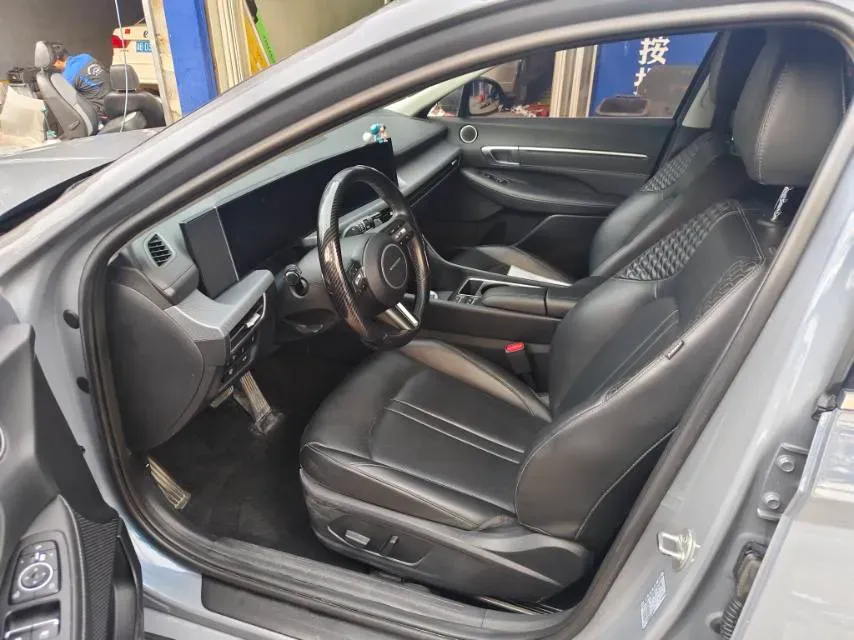 2024 Hyundai Sonata 1.5T 170HP L4 8AT,autocango,china used car exporter,china ev exporter,chinese used car exporter,chinese used ev exporter