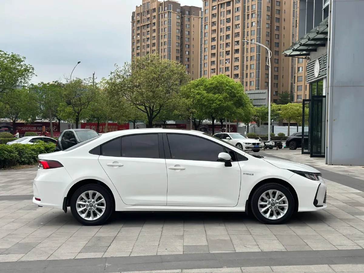 2023 Toyota Corolla 1.8L 98HP L4 E-CVT Hybrid,autocango,china used car exporter,china ev exporter,chinese used car exporter,chinese used ev exporter