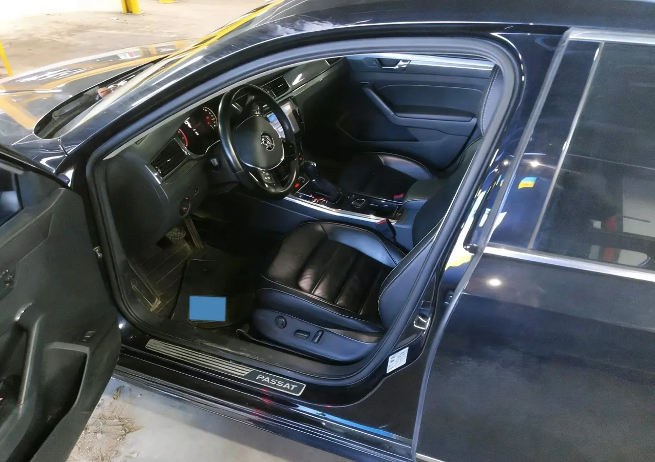 2017 Volkswagen Passat 1.8T 180HP L4 7DCT,autocango,china used car exporter,china ev exporter,chinese used car exporter,chinese used ev exporter