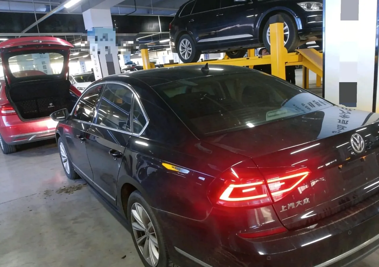 2017 Volkswagen Passat 1.8T 180HP L4 7DCT,autocango,china used car exporter,china ev exporter,chinese used car exporter,chinese used ev exporter