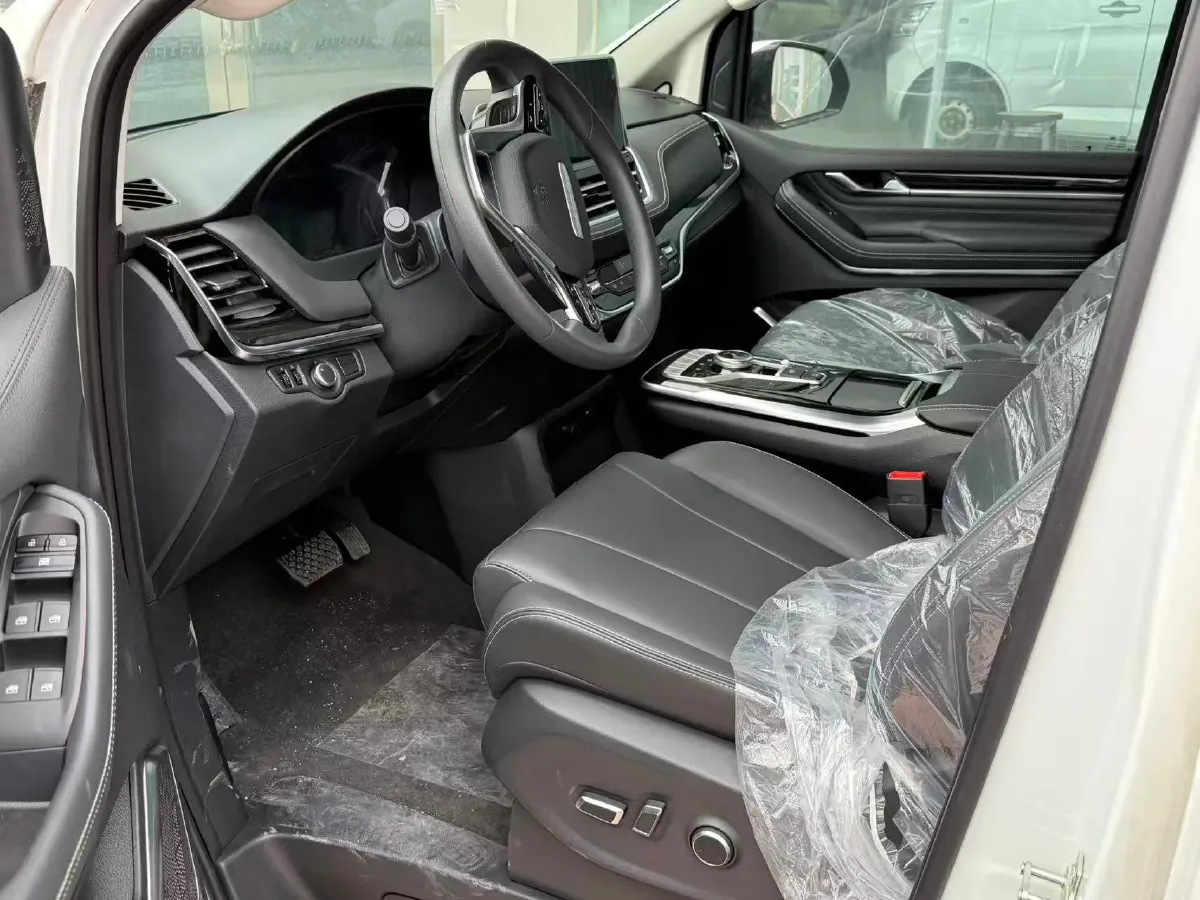 2023 MAXUS G20 2.0T 261HP L4 8AT,autocango,china used car exporter,china ev exporter,chinese used car exporter,chinese used ev exporter