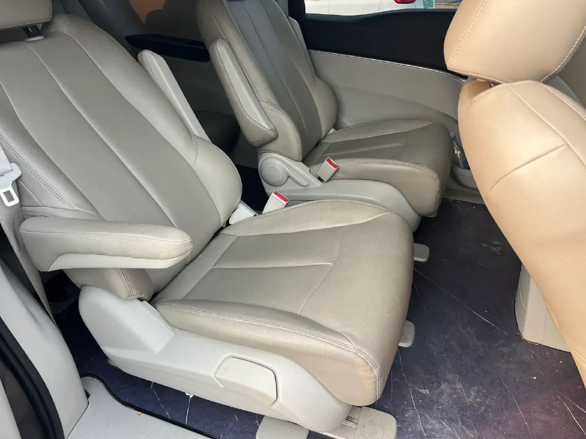 2023 Buick GL8 2.0T 237HP L4 9AT,autocango,china used car exporter,china ev exporter,chinese used car exporter,chinese used ev exporter