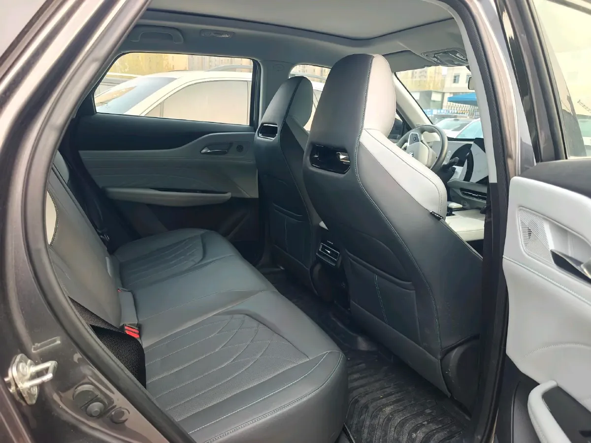 2024 ChangAn UNI-Z 1.5L 98HP L4 E-CVT PHEV 18.4KWH,autocango,china used car exporter,china ev exporter,chinese used car exporter,chinese used ev exporter