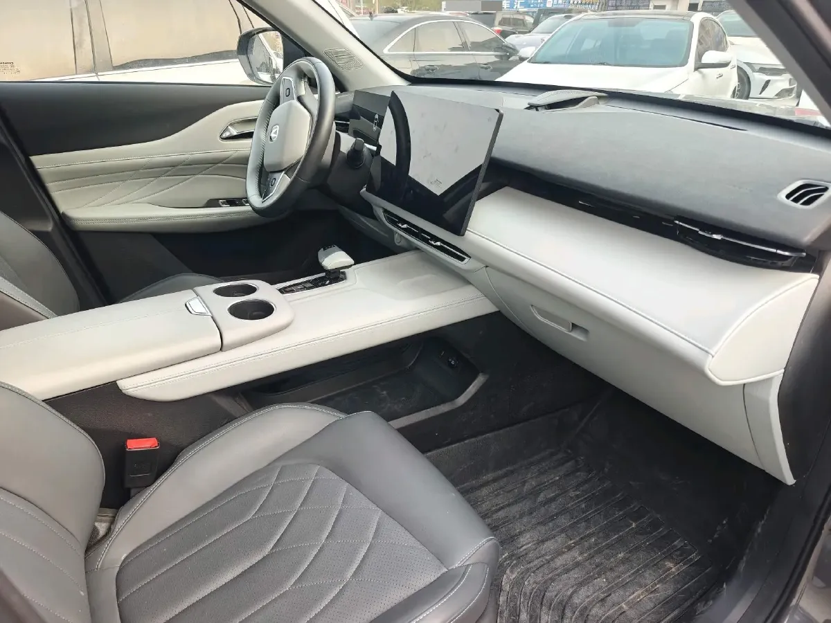 2024 ChangAn UNI-Z 1.5L 98HP L4 E-CVT PHEV 18.4KWH,autocango,china used car exporter,china ev exporter,chinese used car exporter,chinese used ev exporter