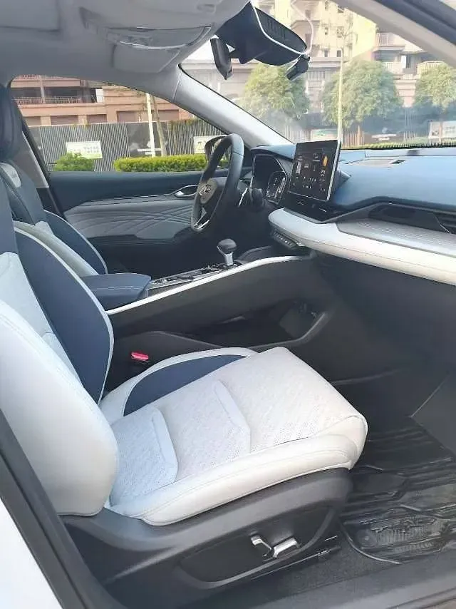 2021 Geely Preface 2.0T 190HP L4 7DCT,autocango,china used car exporter,china ev exporter,chinese used car exporter,chinese used ev exporter