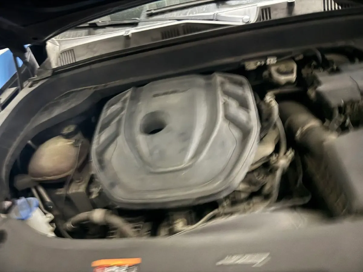 2021 Geely Monjaro 2.0T 218HP L4 7DCT,autocango,china used car exporter,china ev exporter,chinese used car exporter,chinese used ev exporter