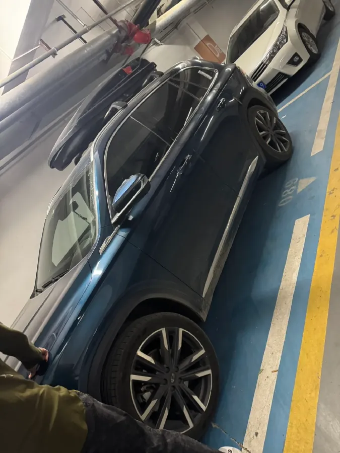 2021 Geely Monjaro 2.0T 218HP L4 7DCT,autocango,china used car exporter,china ev exporter,chinese used car exporter,chinese used ev exporter