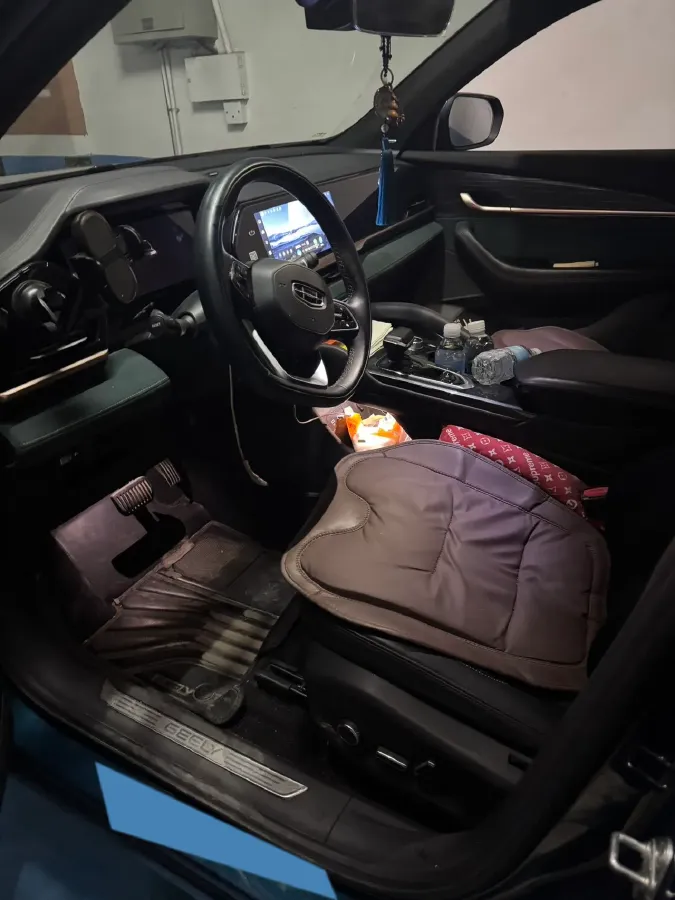 2021 Geely Monjaro 2.0T 218HP L4 7DCT,autocango,china used car exporter,china ev exporter,chinese used car exporter,chinese used ev exporter