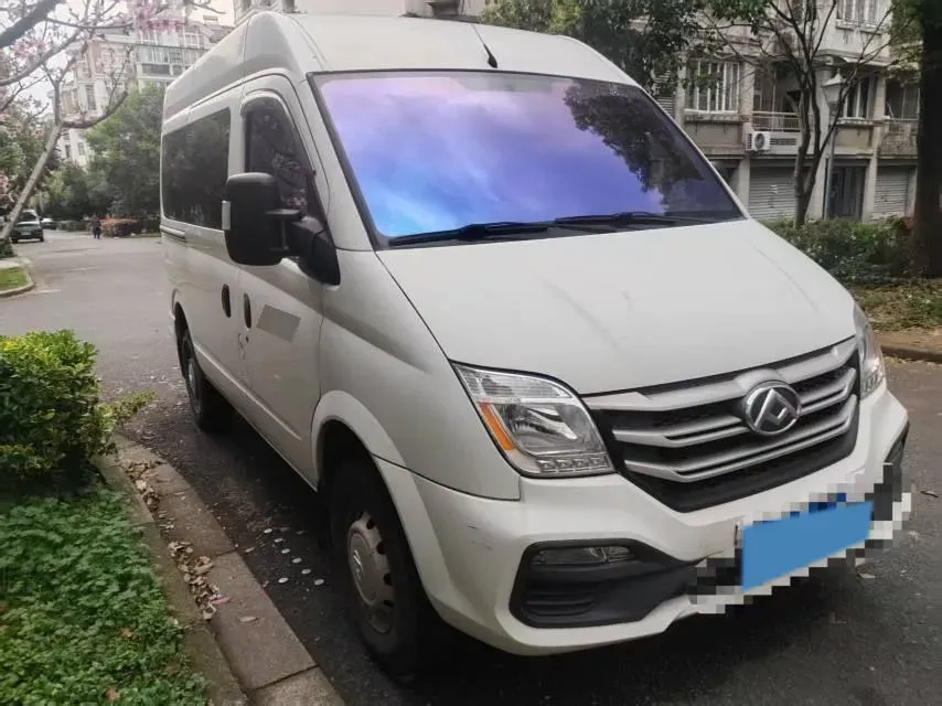 2015 MAXUS XinTu V80 2.5T 136HP L4 6MT,autocango,china used car exporter,china ev exporter,chinese used car exporter,chinese used ev exporter