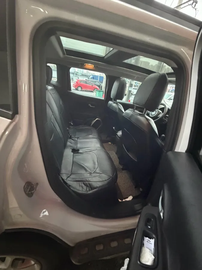 2017 Jeep Renegade 1.4T 150HP L4 7DCT,autocango,china used car exporter,china ev exporter,chinese used car exporter,chinese used ev exporter