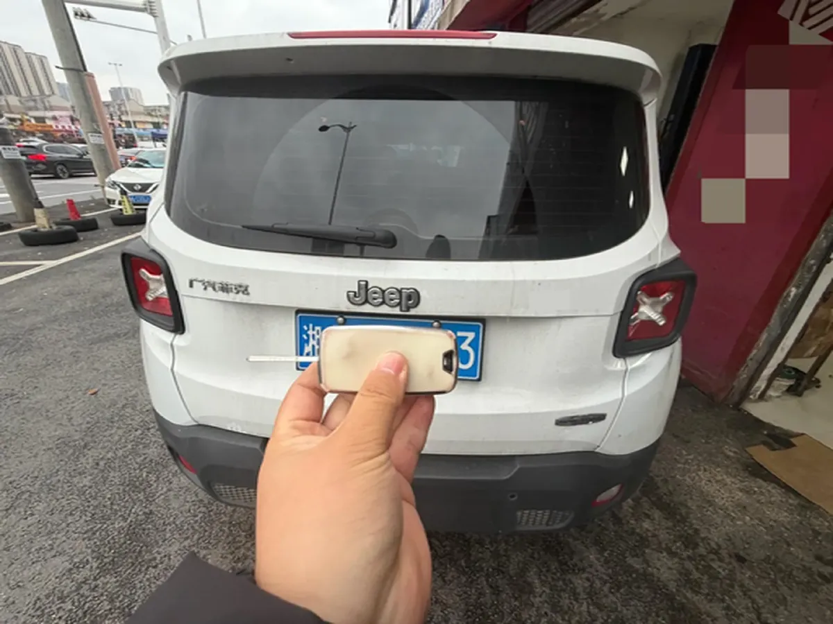 2017 Jeep Renegade 1.4T 150HP L4 7DCT,autocango,china used car exporter,china ev exporter,chinese used car exporter,chinese used ev exporter