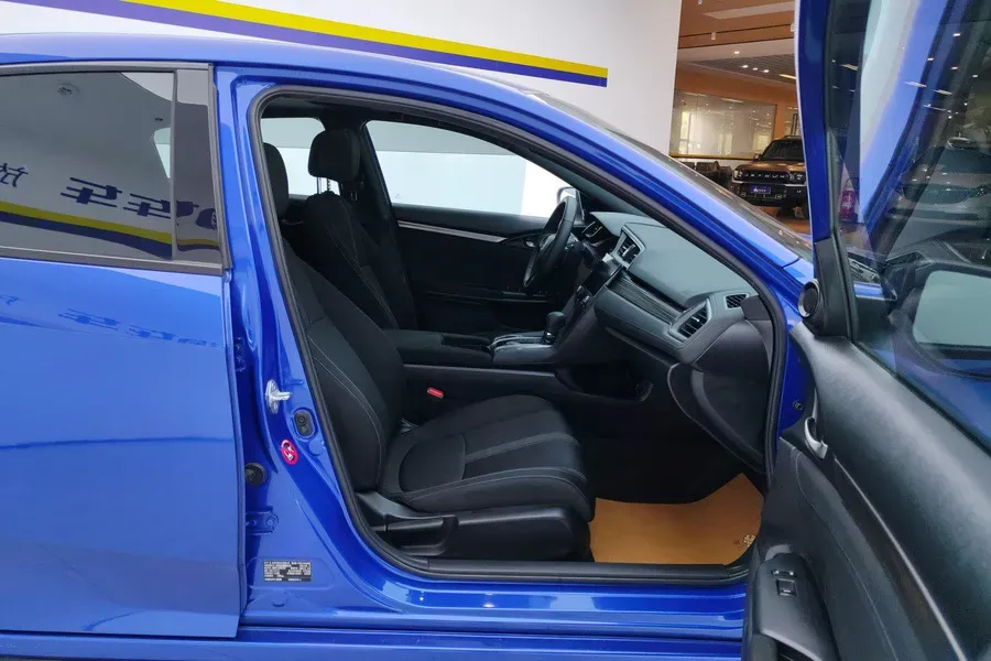 2021 Honda Civic 1.5T 177HP L4 CVT,autocango,china used car exporter,china ev exporter,chinese used car exporter,chinese used ev exporter