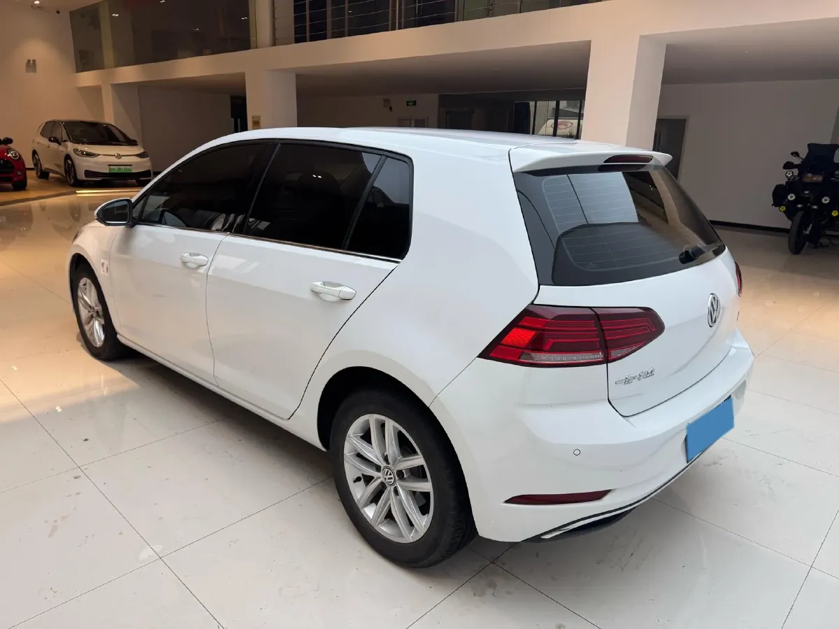 2018 Volkswagen Golf 1.6L 110HP L4 6AT,autocango,china used car exporter,china ev exporter,chinese used car exporter,chinese used ev exporter