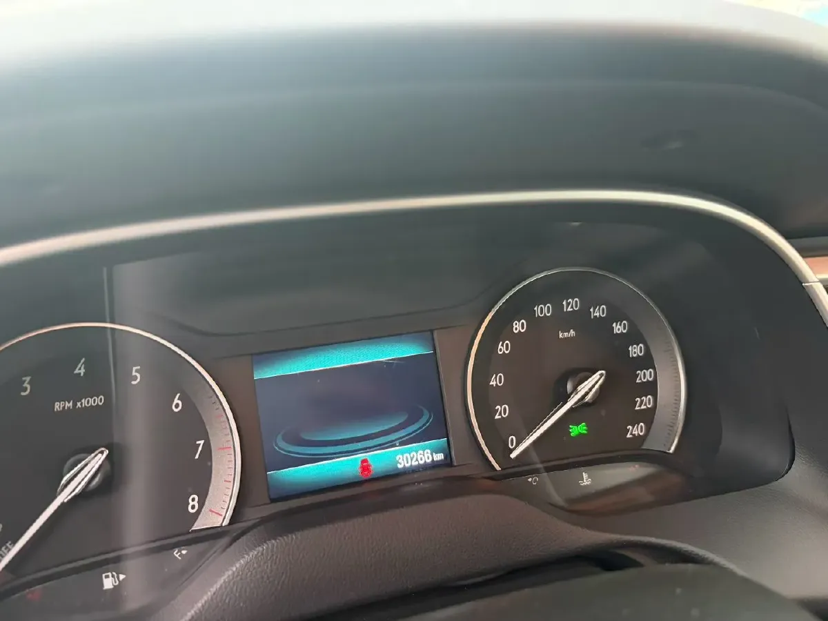 2020 Buick Encore 1.0T 125HP L3 6AT,autocango,china used car exporter,china ev exporter,chinese used car exporter,chinese used ev exporter