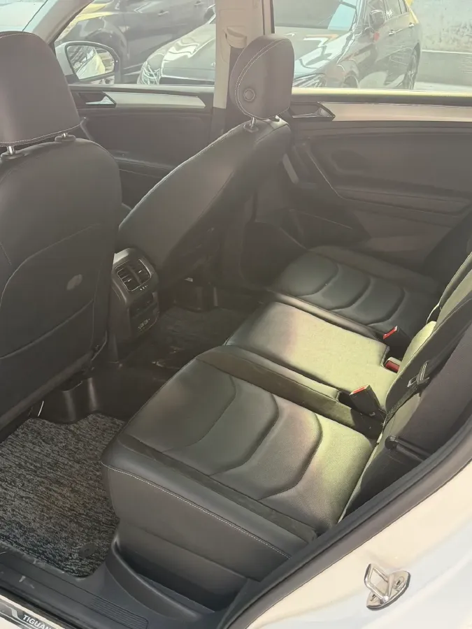 2021 Nissan X-Trail 1.5T 204HP L3 CVT,autocango,china used car exporter,china ev exporter,chinese used car exporter,chinese used ev exporter