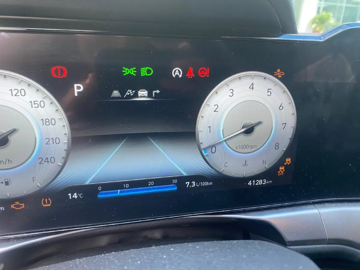 2023 Hyundai La Festa 1.5T 200HP L4 7DCT,autocango,china used car exporter,china ev exporter,chinese used car exporter,chinese used ev exporter