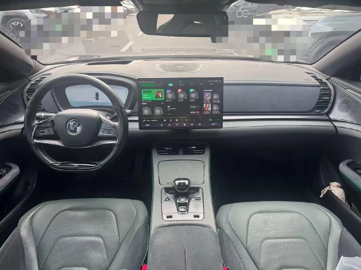 2022 Jaguar XEL 2.0T 200HP L4 8AT,autocango,china used car exporter,china ev exporter,chinese used car exporter,chinese used ev exporter