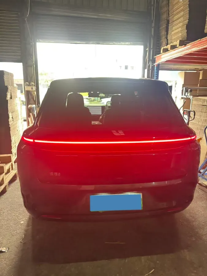 2023 Li L8 Range Extended 154HP REEV 40.9KWH,autocango,china used car exporter,china ev exporter,chinese used car exporter,chinese used ev exporter