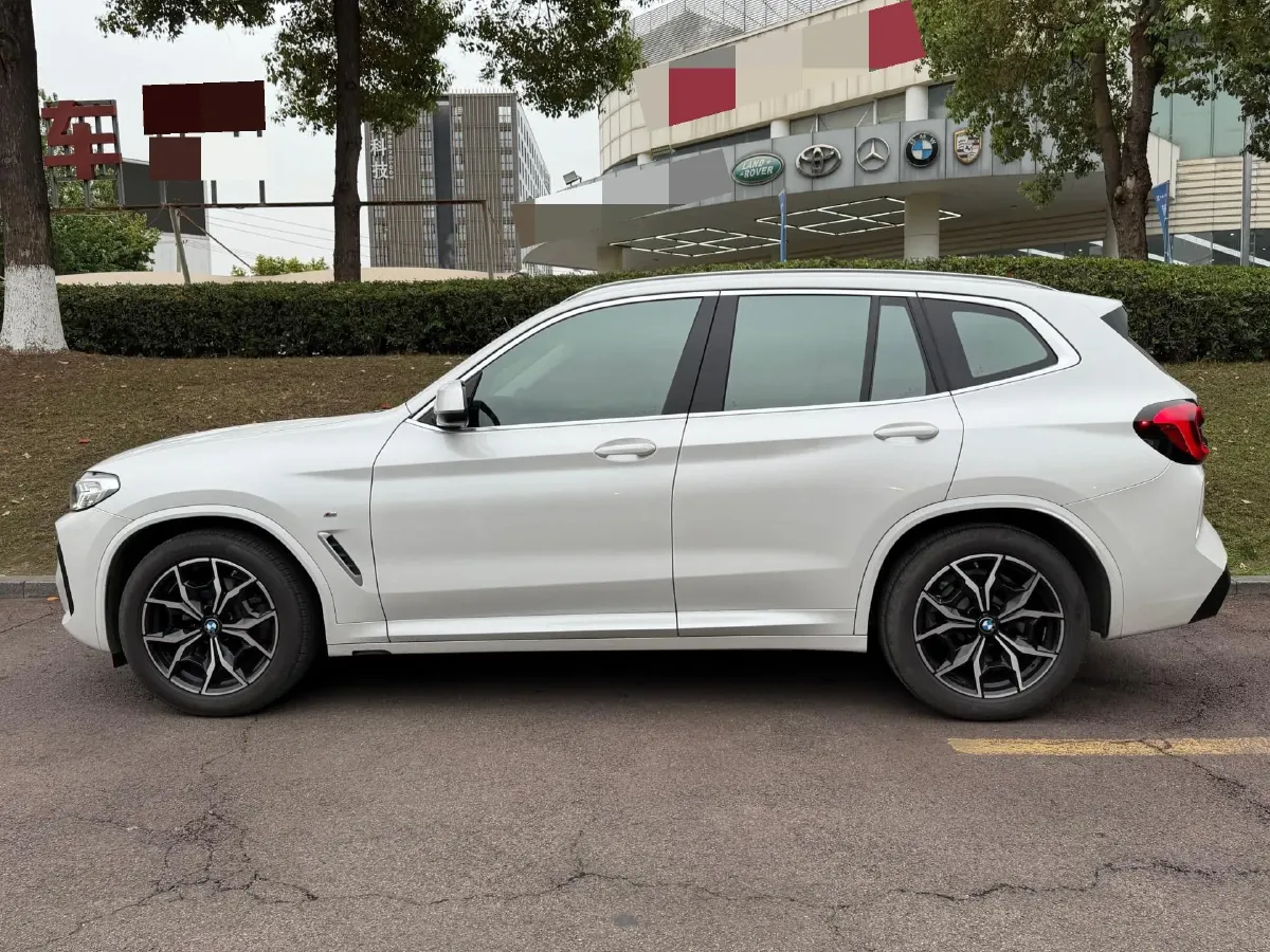 2022 BMW X3 2.0T 184HP L4 8AT,autocango,china used car exporter,china ev exporter,chinese used car exporter,chinese used ev exporter