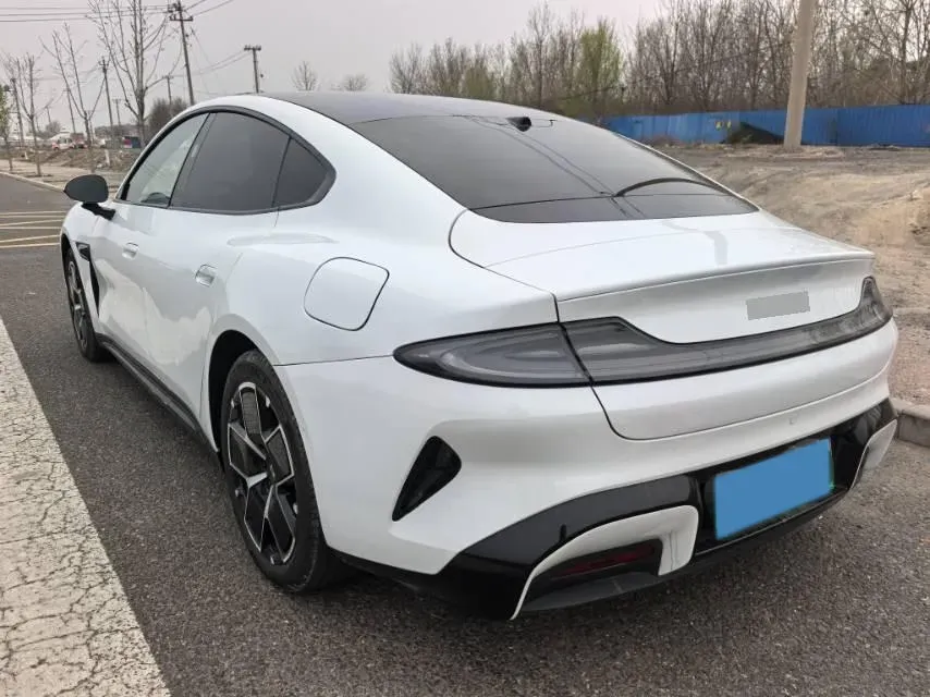 2024 MI SU7 BEV 73.6KWH,autocango,china used car exporter,china ev exporter,chinese used car exporter,chinese used ev exporter