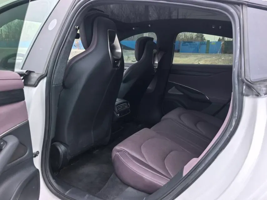 2024 MI SU7 BEV 73.6KWH,autocango,china used car exporter,china ev exporter,chinese used car exporter,chinese used ev exporter