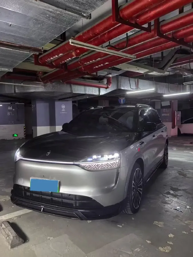 2024 AITO AITO M9 1.5T 152HP L4 REEV 42KWH,autocango,china used car exporter,china ev exporter,chinese used car exporter,chinese used ev exporter