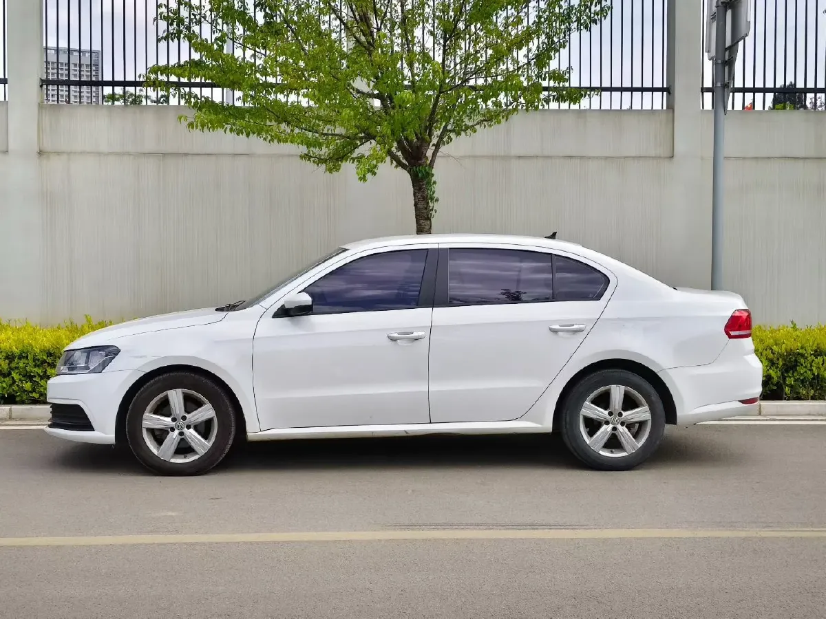 2019 Volkswagen T-Cross 1.5L 113HP L4 6AT,autocango,china used car exporter,china ev exporter,chinese used car exporter,chinese used ev exporter