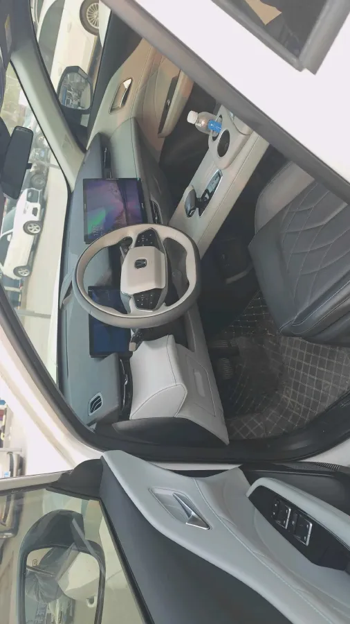 2024 ChangAn UNI-Z 1.5L 98HP L4 E-CVT PHEV 18.4KWH,autocango,china used car exporter,china ev exporter,chinese used car exporter,chinese used ev exporter