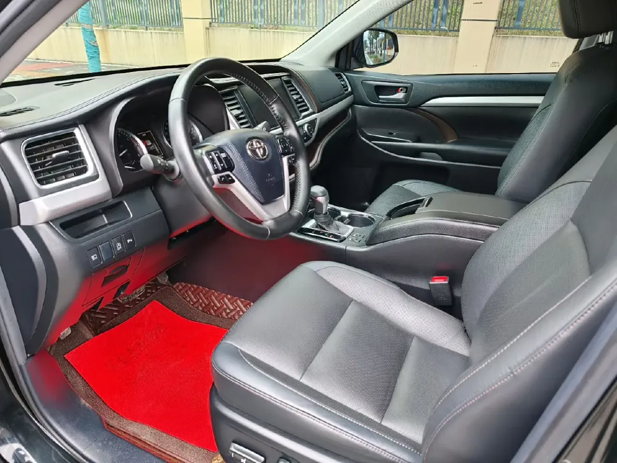 2018 Haval H6 1.5T 150HP L4 7DCT,autocango,china used car exporter,china ev exporter,chinese used car exporter,chinese used ev exporter