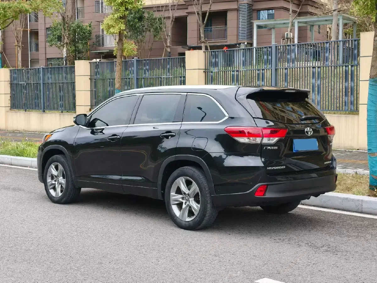 2018 Haval H6 1.5T 150HP L4 7DCT,autocango,china used car exporter,china ev exporter,chinese used car exporter,chinese used ev exporter