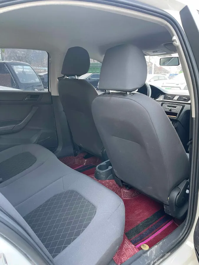 2020 Skoda Rapid 1.5L 112HP L4 5MT,autocango,china used car exporter,china ev exporter,chinese used car exporter,chinese used ev exporter