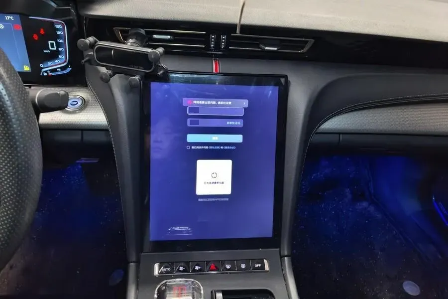 2023 HongQi H5 2.0T 224HP L4 8AT,autocango,china used car exporter,china ev exporter,chinese used car exporter,chinese used ev exporter