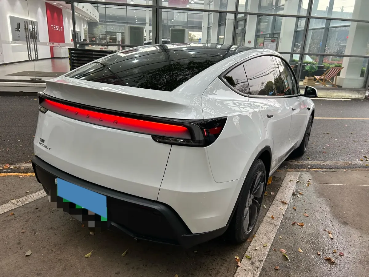 2026 Tesla Model Y BEV,autocango,china used car exporter,china ev exporter,chinese used car exporter,chinese used ev exporter