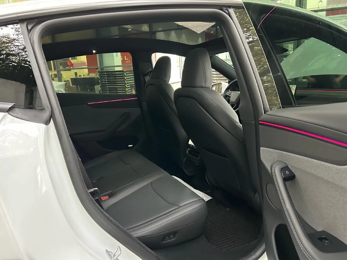 2026 Tesla Model Y BEV,autocango,china used car exporter,china ev exporter,chinese used car exporter,chinese used ev exporter