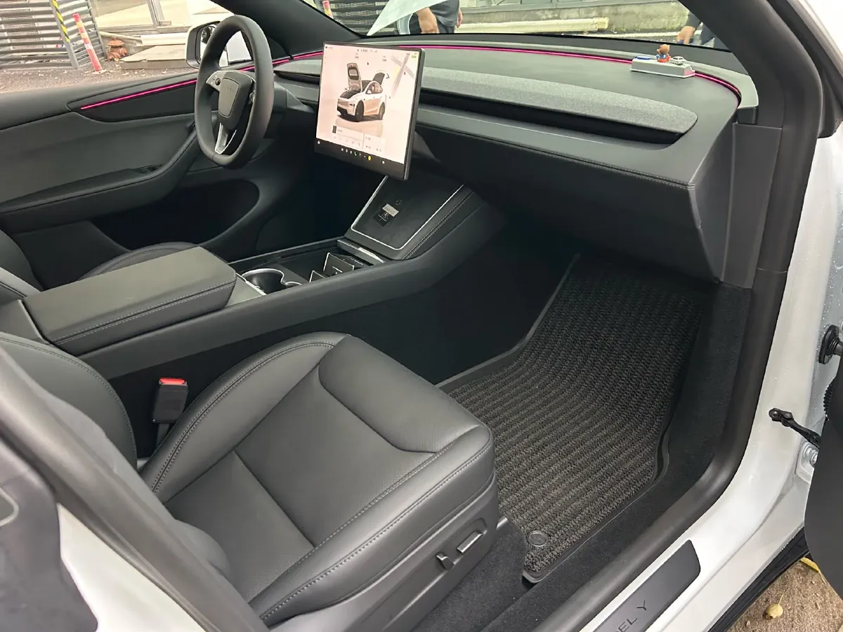 2026 Tesla Model Y BEV,autocango,china used car exporter,china ev exporter,chinese used car exporter,chinese used ev exporter