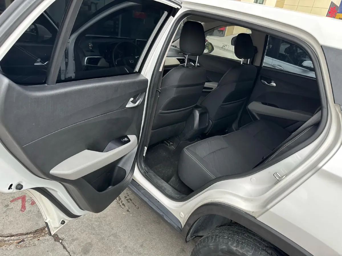 2019 BaoJun 510 1.5L 112HP L4 6MT,autocango,china used car exporter,china ev exporter,chinese used car exporter,chinese used ev exporter