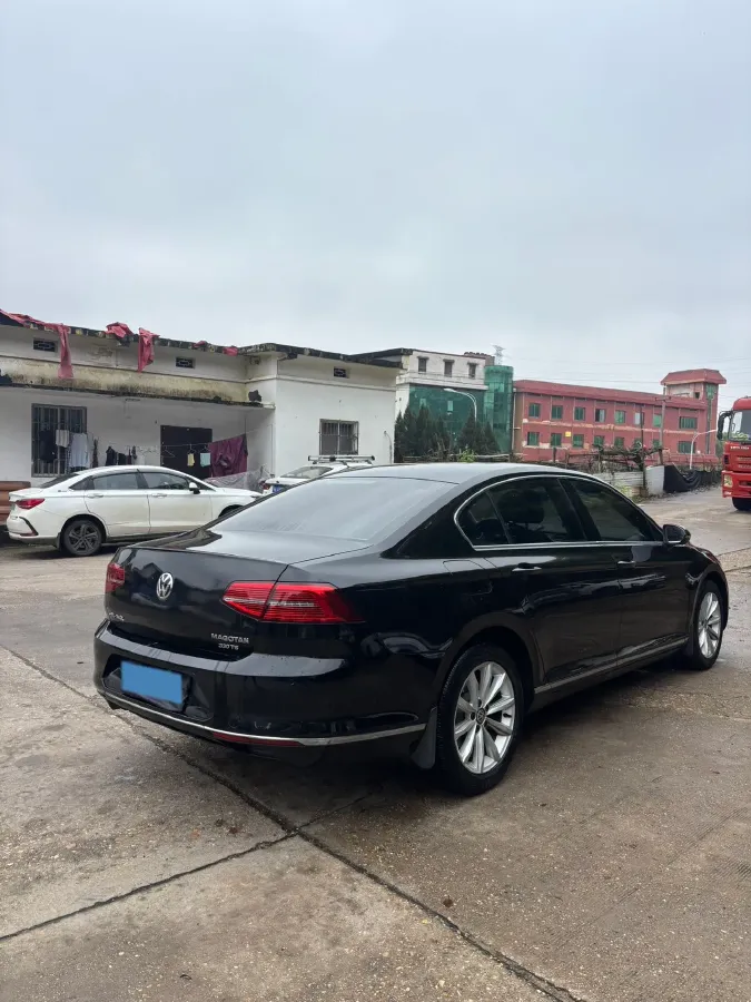 2018 Volkswagen Magotan 1.8T 180HP L4 7DCT,autocango,china used car exporter,china ev exporter,chinese used car exporter,chinese used ev exporter