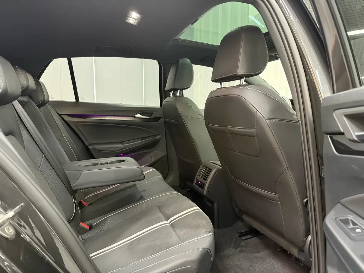 2021 Volkswagen Golf 1.4T 150HP L4 7DCT,autocango,china used car exporter,china ev exporter,chinese used car exporter,chinese used ev exporter