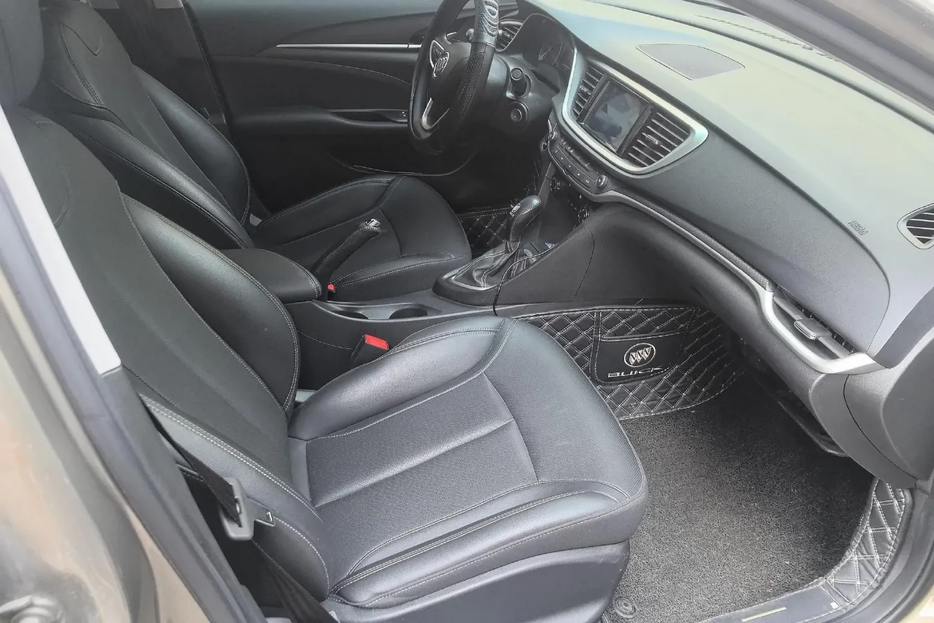 2021 Buick Excelle 1.5L 113HP L4 6AT,autocango,china used car exporter,china ev exporter,chinese used car exporter,chinese used ev exporter