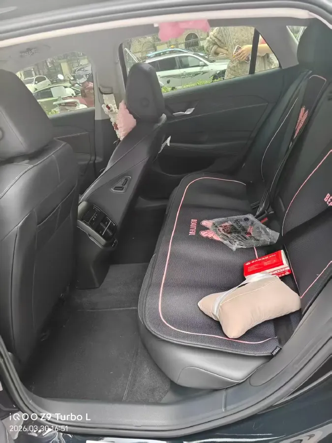 2025 Volkswagen Passat 2.0T 220HP L4 7DCT,autocango,china used car exporter,china ev exporter,chinese used car exporter,chinese used ev exporter