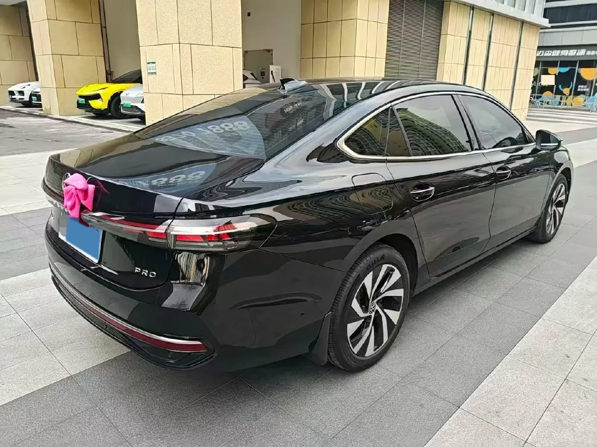 2025 Volkswagen Passat 2.0T 220HP L4 7DCT,autocango,china used car exporter,china ev exporter,chinese used car exporter,chinese used ev exporter