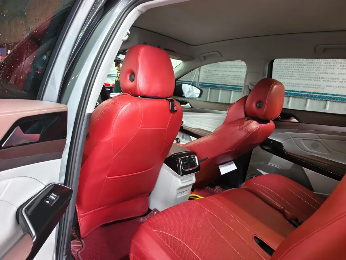 2021 Volkswagen Tayron 2.0T 220HP L4 7DCT,autocango,china used car exporter,china ev exporter,chinese used car exporter,chinese used ev exporter