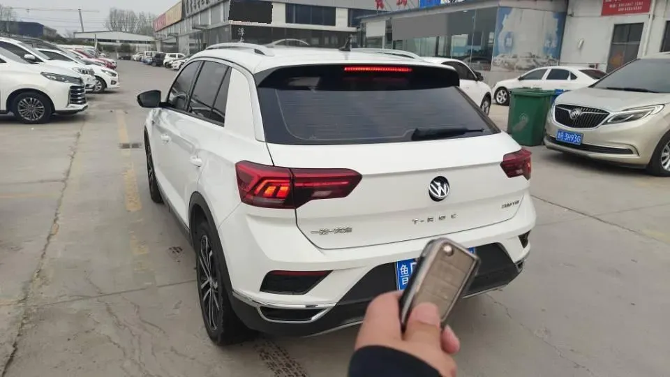 2021 Volkswagen T-Roc 1.4T 150HP L4 7DCT,autocango,china used car exporter,china ev exporter,chinese used car exporter,chinese used ev exporter