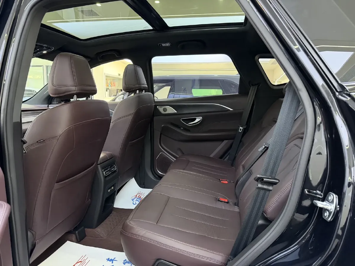 2022 Jetour X90 2.0T 254HP L4 7DCT,autocango,china used car exporter,china ev exporter,chinese used car exporter,chinese used ev exporter