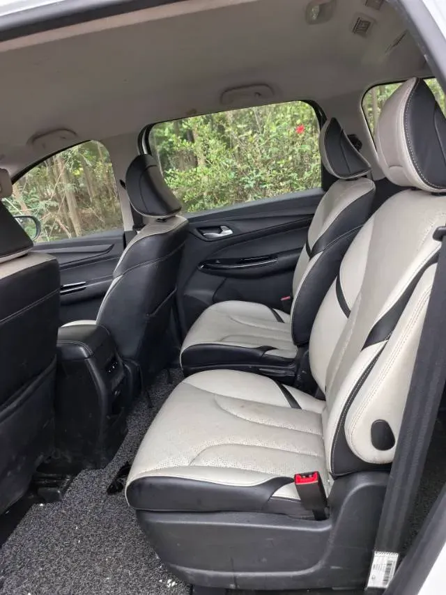 2021 BaoJun 730 1.5T 147HP L4 CVT,autocango,china used car exporter,china ev exporter,chinese used car exporter,chinese used ev exporter