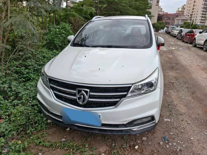 2021 BaoJun 730 1.5T 147HP L4 CVT,autocango,china used car exporter,china ev exporter,chinese used car exporter,chinese used ev exporter