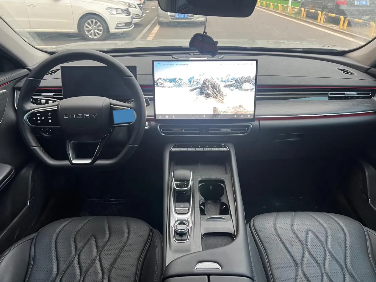 2025 Chery Arrizo 8 Pro 1.6T 197HP L4 7DCT,autocango,china used car exporter,china ev exporter,chinese used car exporter,chinese used ev exporter