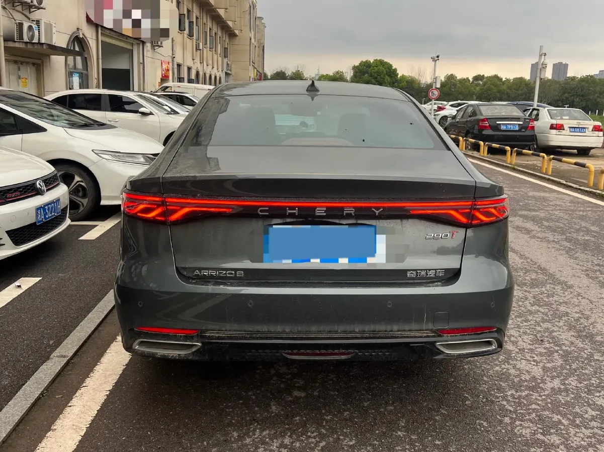 2025 Chery Arrizo 8 Pro 1.6T 197HP L4 7DCT,autocango,china used car exporter,china ev exporter,chinese used car exporter,chinese used ev exporter